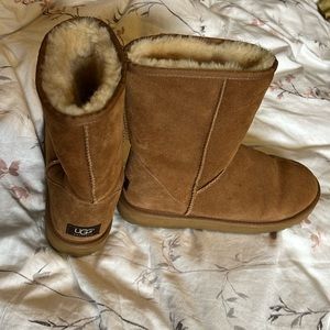 Tan Ugg Boots Sized 11